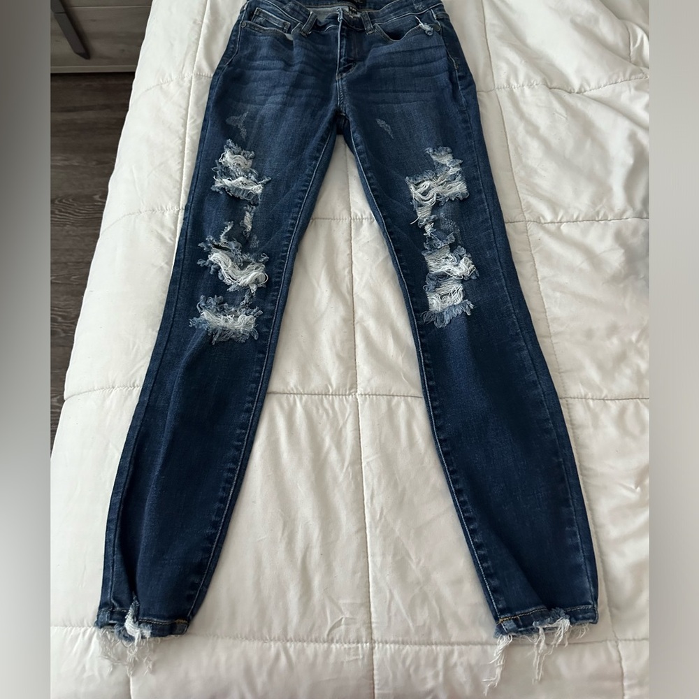 Judy Blues skinny jeans. Size 7. Great stretch, lightly worn.